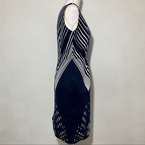 Chetta B Sunhee Navy Shift Nautical Career Satin Lined V-back Dress Size 4 - Picture 5 of 8